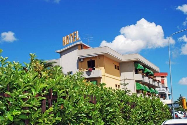 Santoianni Hotel San Martino in Pensilis Luaran gambar